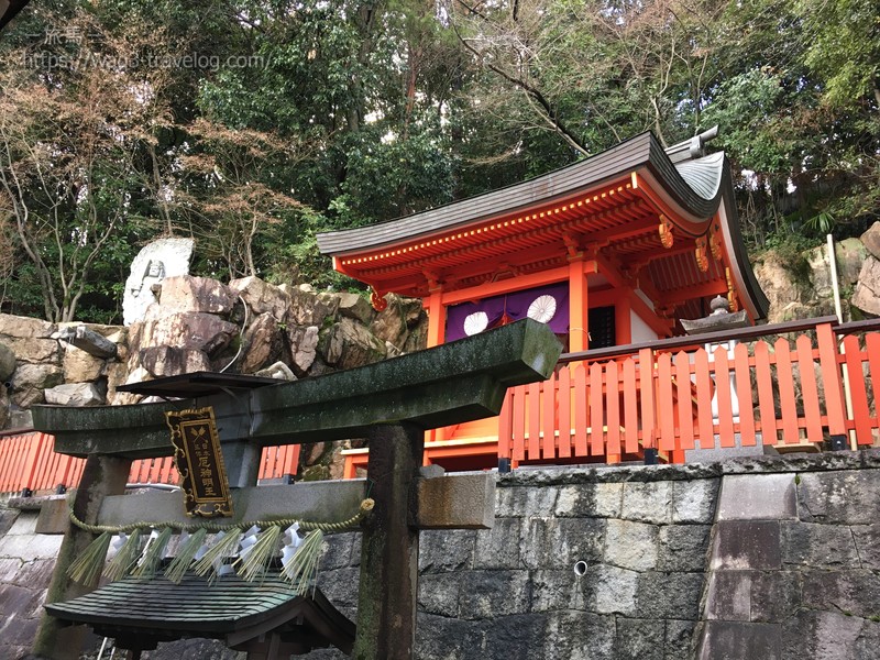 門戸厄神の奥の院