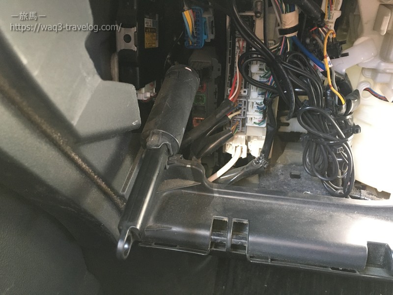 グローブボックスのダンパー